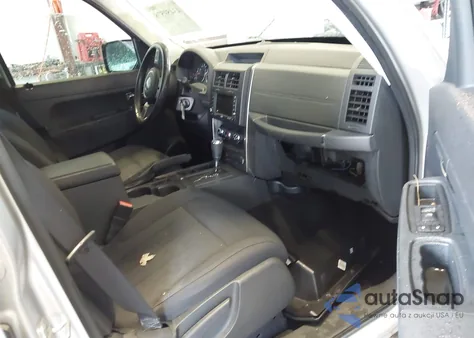 2011 Jeep Liberty Sport z USA, uszkodzony, nr VIN 1J4PP2GK4BW505434